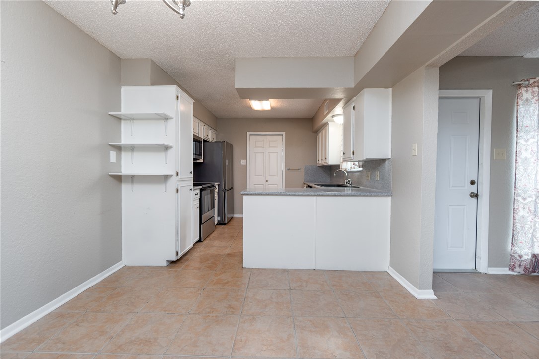 4002 Oak Forest Dr G Corpus Christi TX 78413
