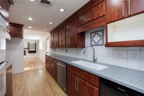 5214 Ponderosa Corpus Christi TX 78415