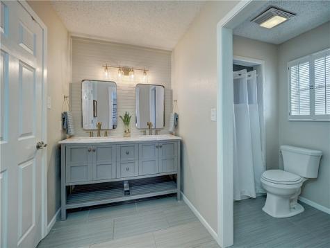 120 Seco Drive Portland TX 78374