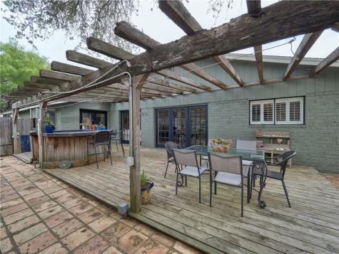 120 Seco Drive Portland TX 78374