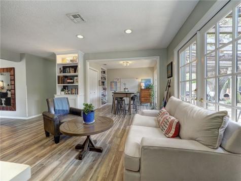 120 Seco Drive Portland TX 78374