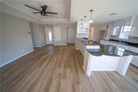 3721 N Creek Creek Corpus Christi TX 78410