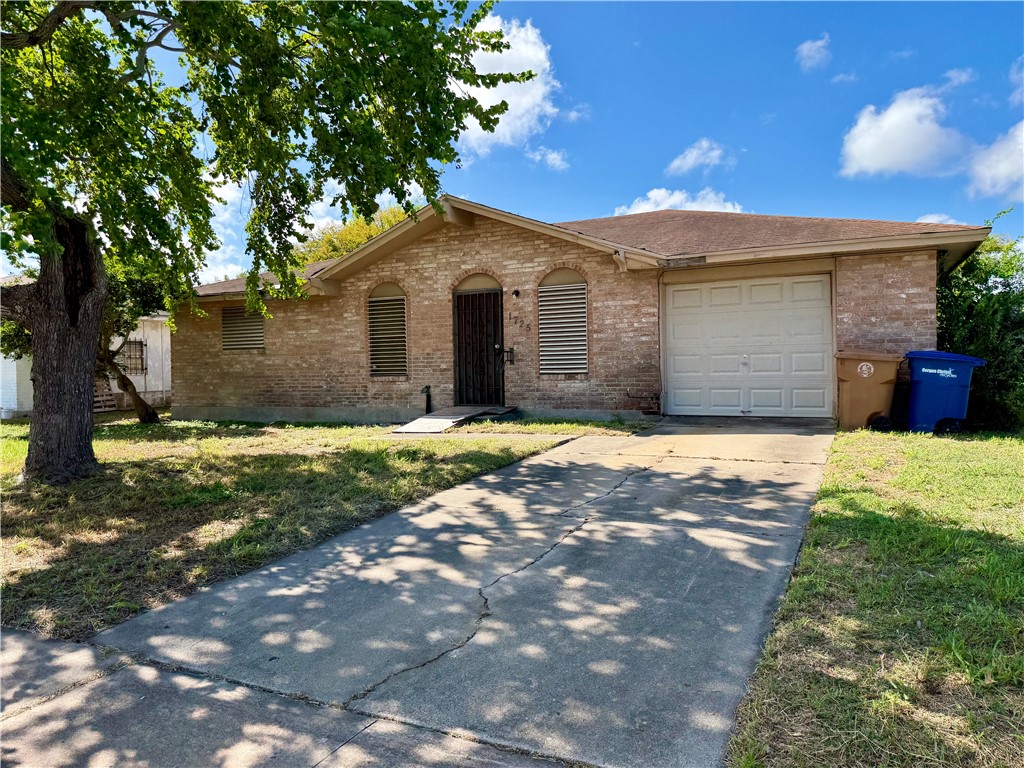 1725 Treyway Corpus Christi TX 78412