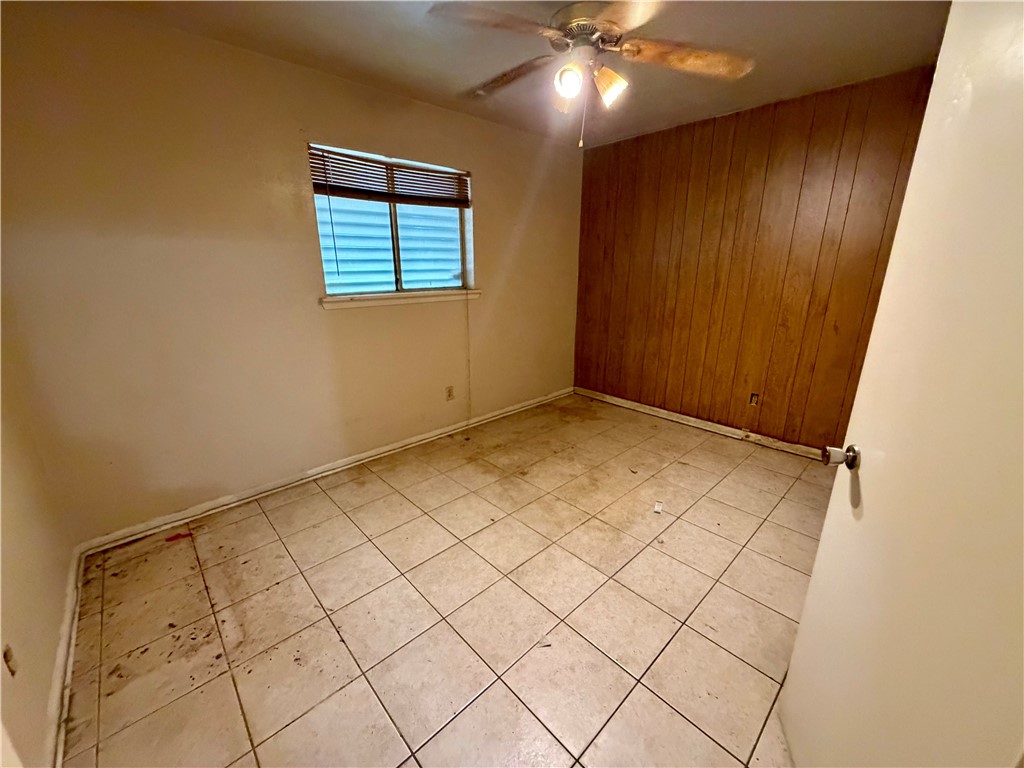 1725 Treyway Corpus Christi TX 78412