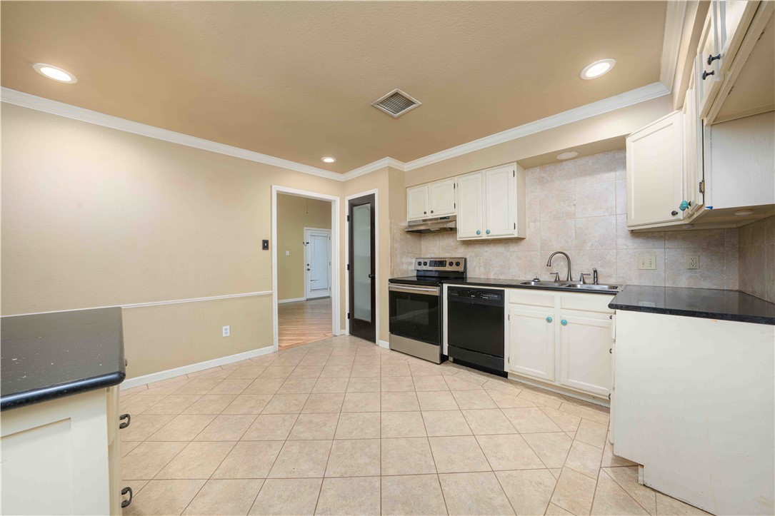 5605 Palo Blanco Street Corpus Christi TX 78417