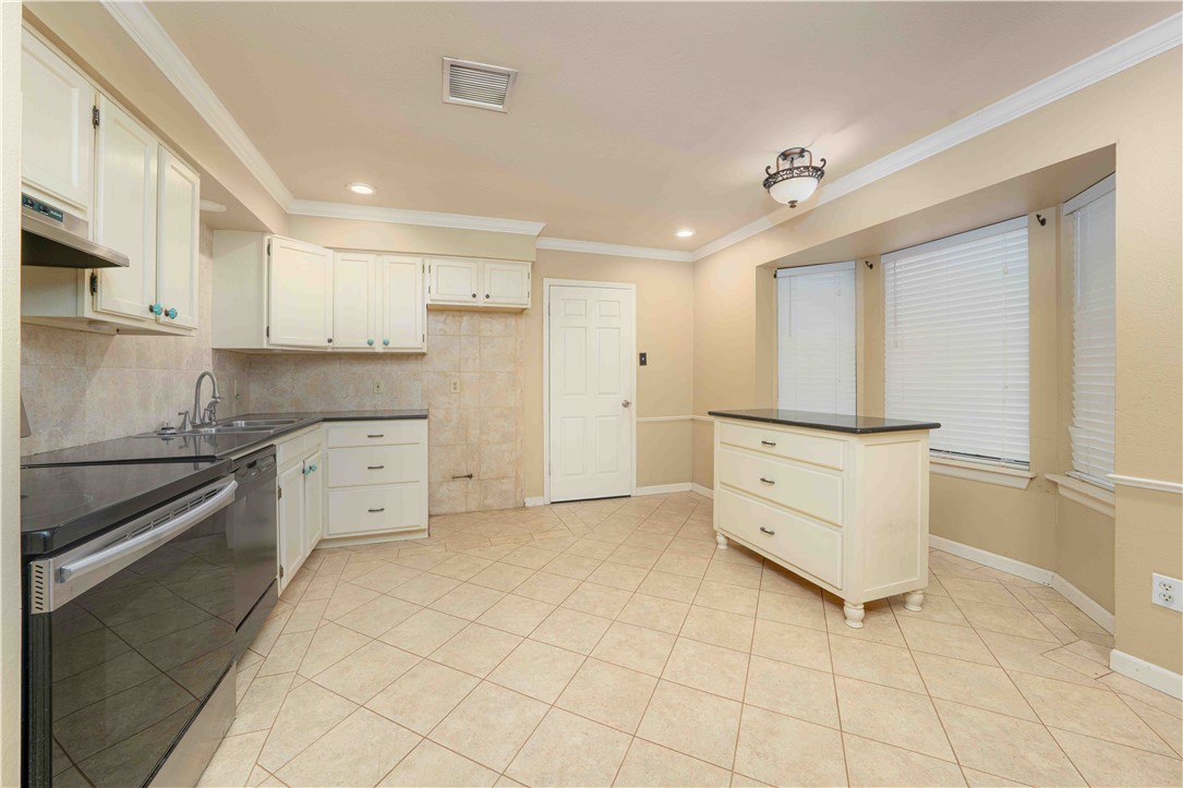 5605 Palo Blanco Street Corpus Christi TX 78417