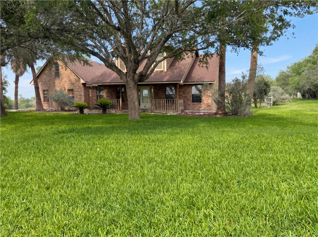 212 House Avenue Sandia TX 78383
