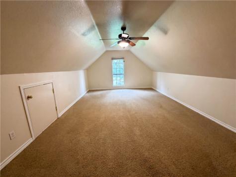 212 House Avenue Sandia TX 78383