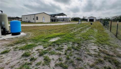 202 County Road 3061 Orange Grove TX 78372