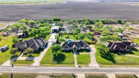 5498 Lonesome Dove Robstown TX 78380
