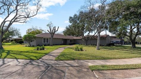 222 Cape Henry Drive Corpus Christi TX 78412
