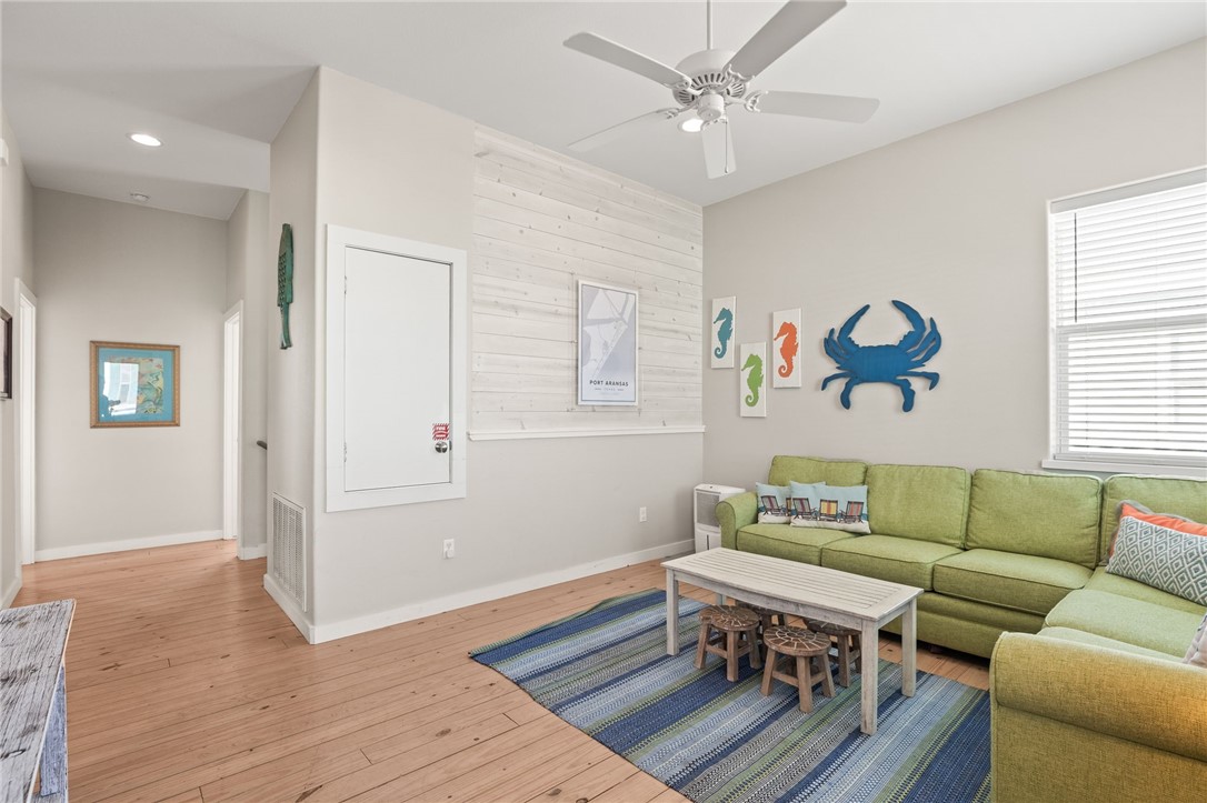 640 Gulf Village Drive Port Aransas TX 78373