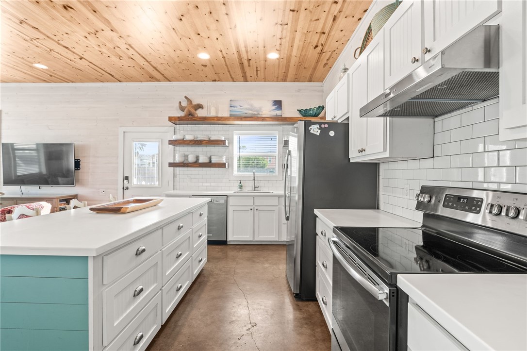 640 Gulf Village Drive Port Aransas TX 78373