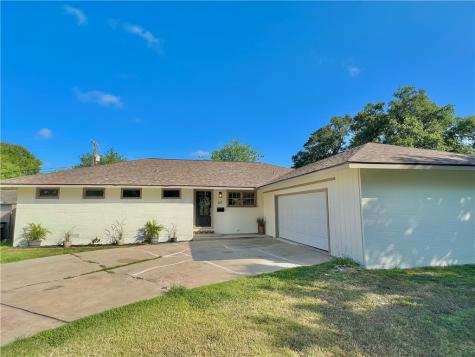 601 Catalina Place Corpus Christi TX 78411