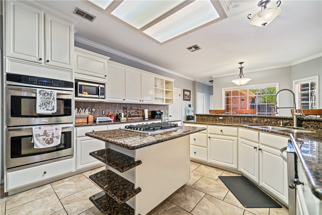 7602 Dijon Lake Drive Corpus Christi TX 78413
