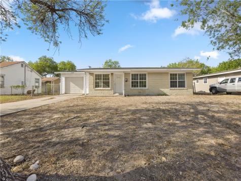 306 Alexander Avenue Kingsville TX 78363