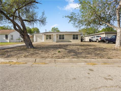 306 Alexander Avenue Kingsville TX 78363