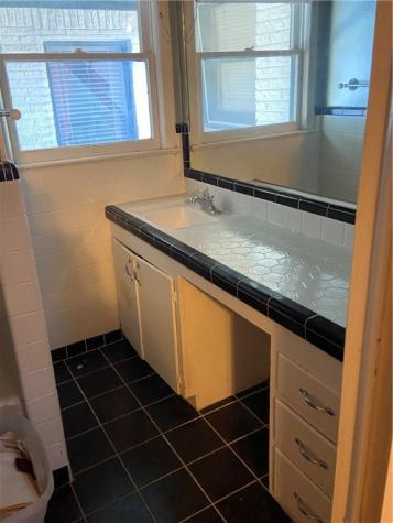 1807 Alta Vista Street Alice TX 78332