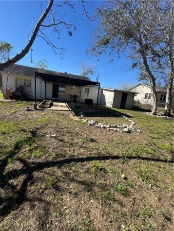10420 Sixth Street Pettus TX 78146