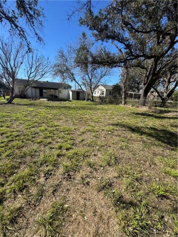 10420 Sixth Street Pettus TX 78146