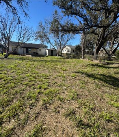 10420 Sixth Street Pettus TX 78146