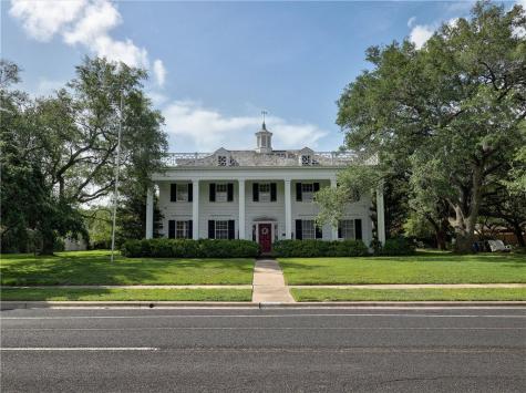 221 Louisiana Avenue Corpus Christi TX 78404