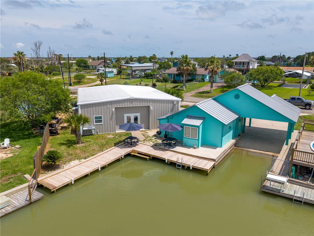 220 W Sagebrush Street Rockport TX 78382