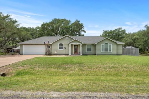 917 Hickory Avenue Rockport TX 78382