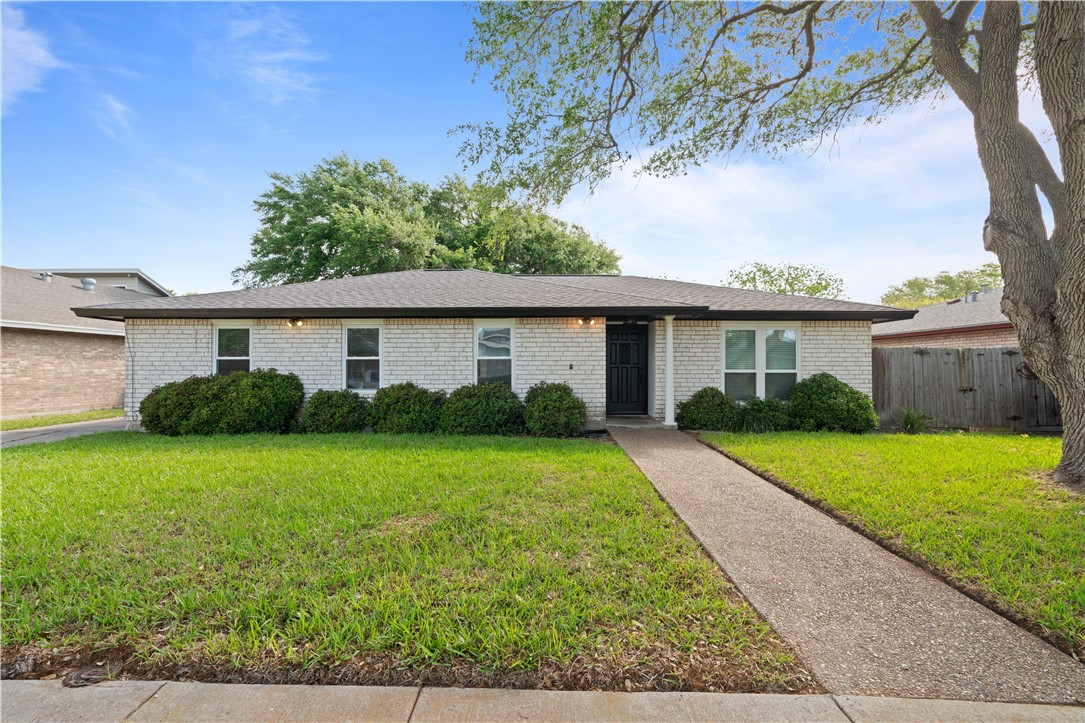 211 Seco Drive Portland TX 78374