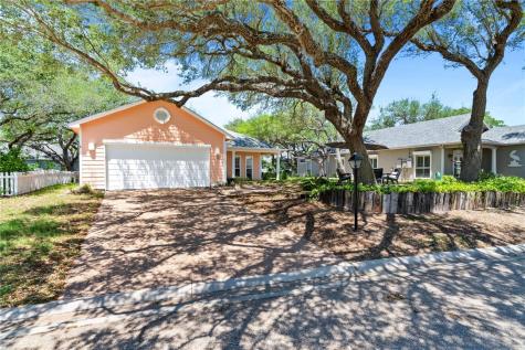 65 Primrose Drive Rockport TX 78382
