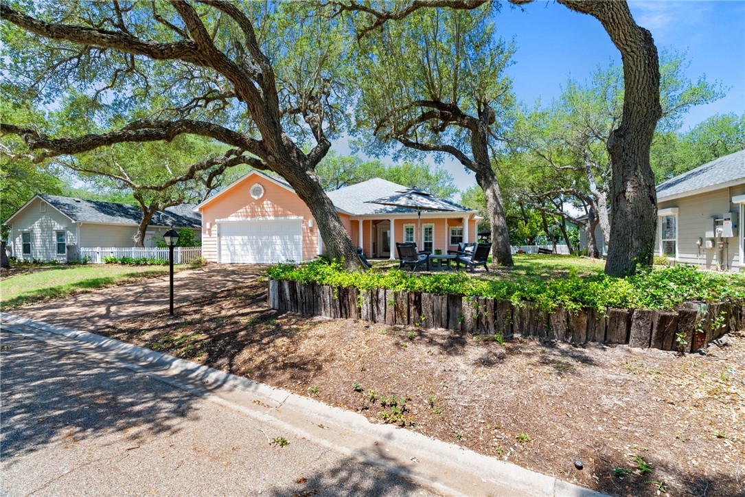 65 Primrose Drive Rockport TX 78382