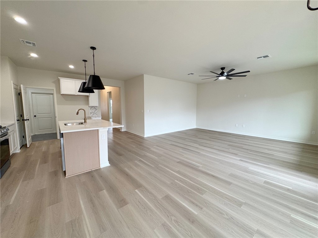 2674 Lady Andrea Corpus Christi TX 78415