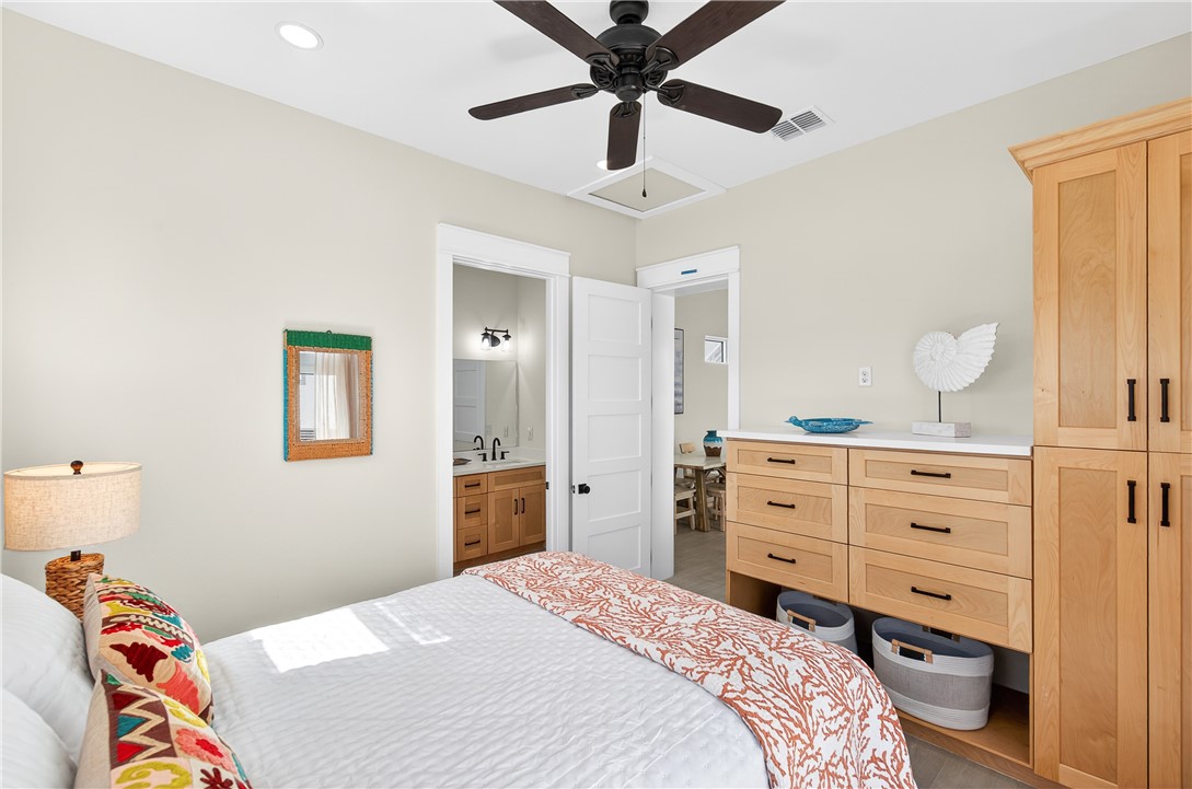114 Porto Villageo Drive Port Aransas TX 78373