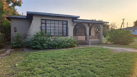401 E Lee Avenue Kingsville TX 78363