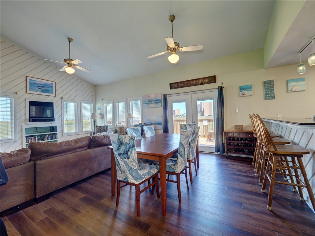 6877 State Highway 361 28 Port Aransas TX 78373
