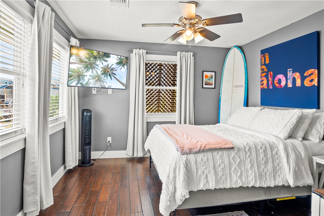 1403 Whispering Sands Street Port Aransas TX 78373