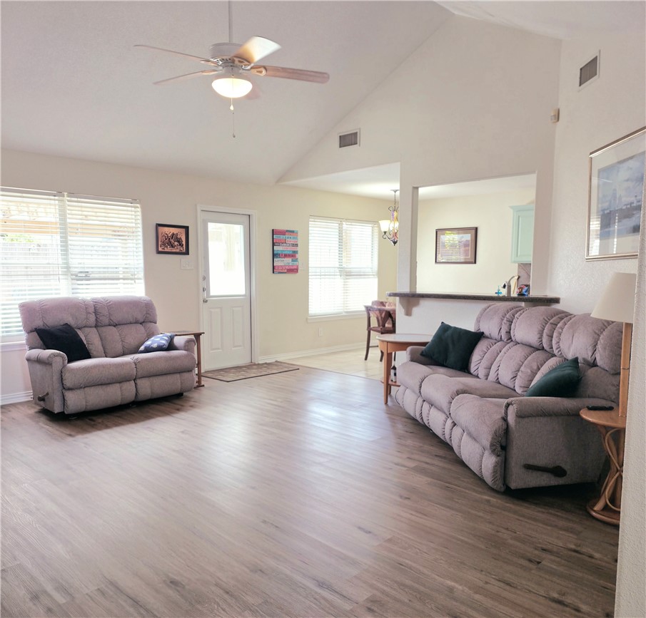 13621 Moro Corpus Christi TX 78418