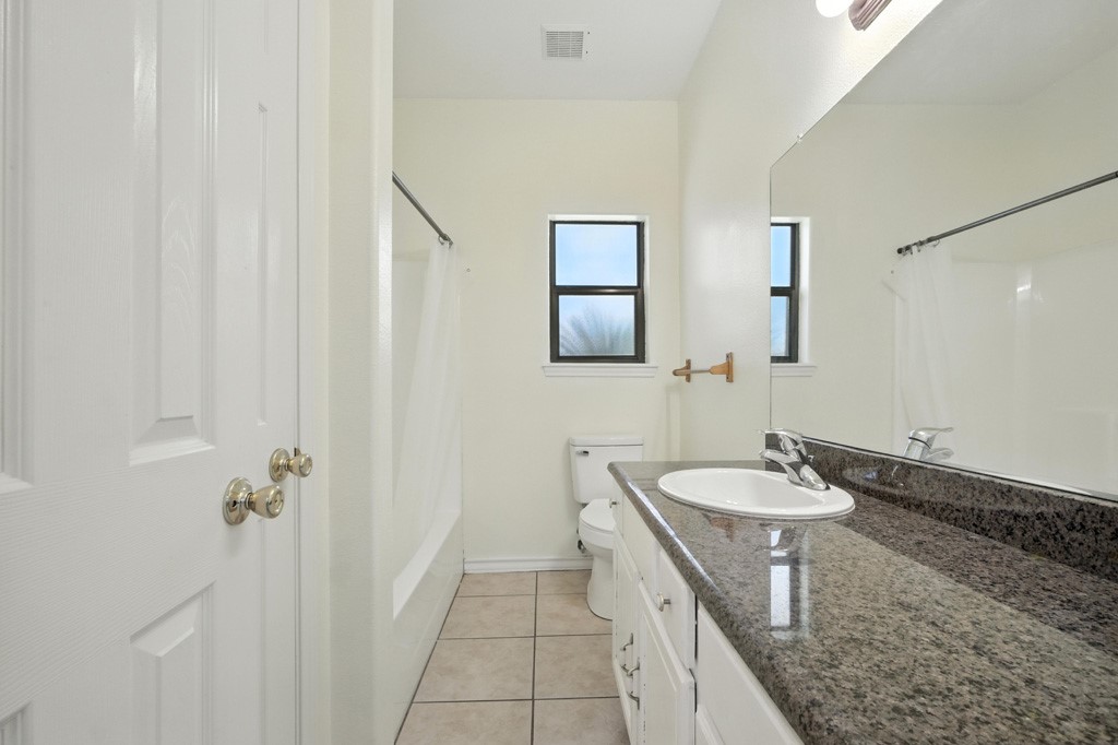 829 Redwood Avenue Rockport TX 78382