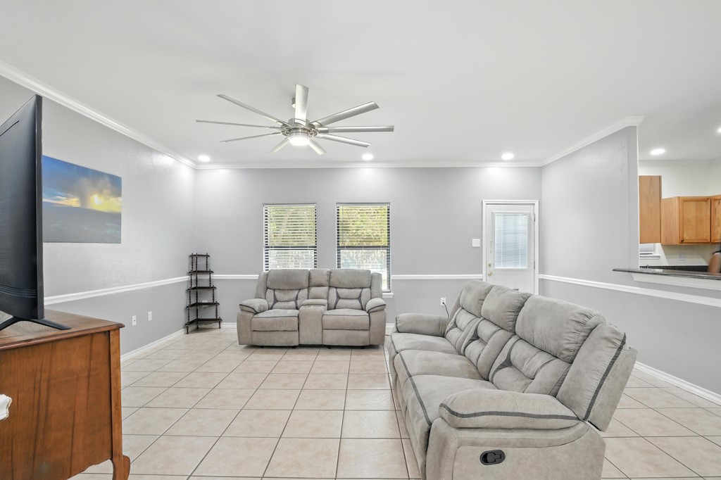 829 Redwood Avenue Rockport TX 78382