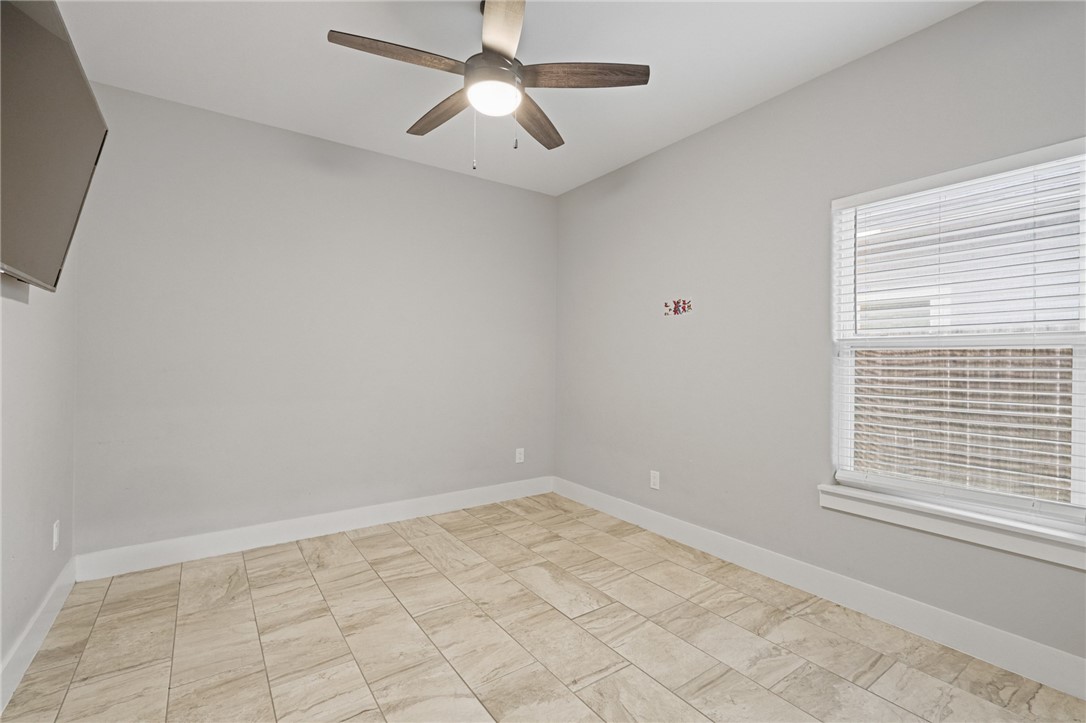 9518 Spanish Oak Drive Corpus Christi TX 78410