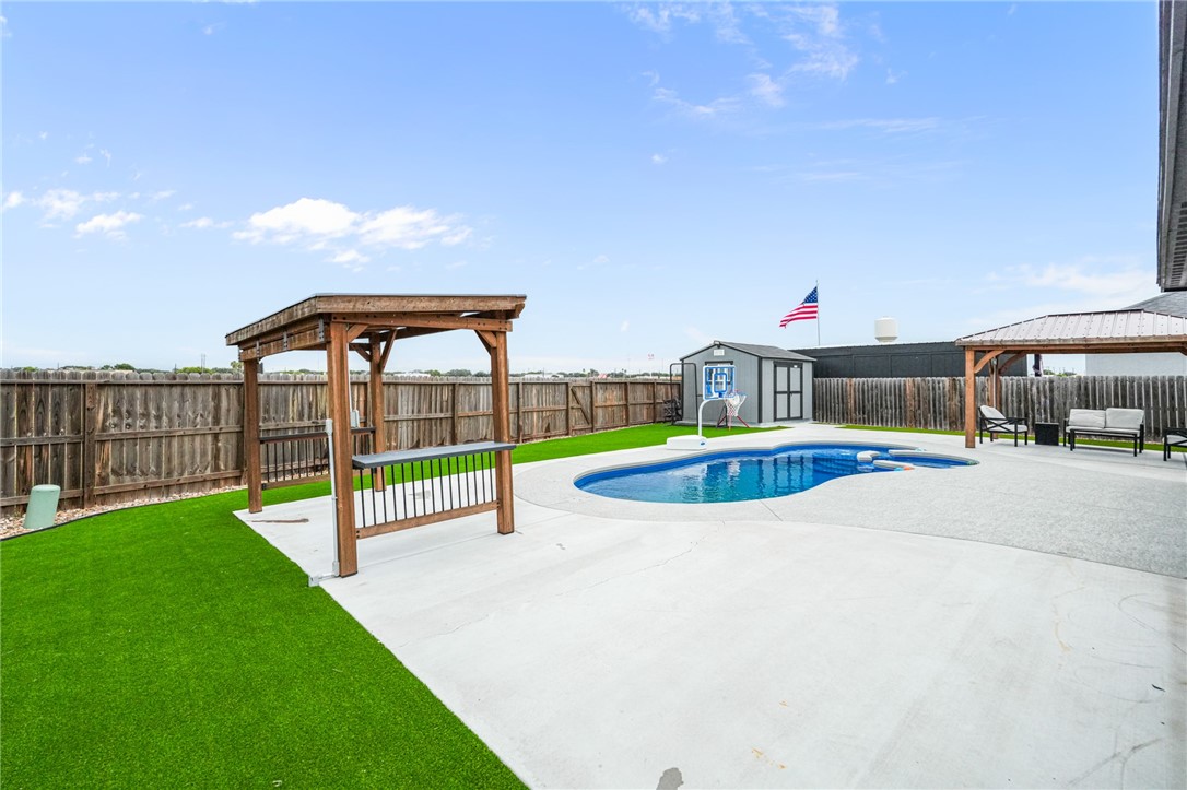 9518 Spanish Oak Drive Corpus Christi TX 78410