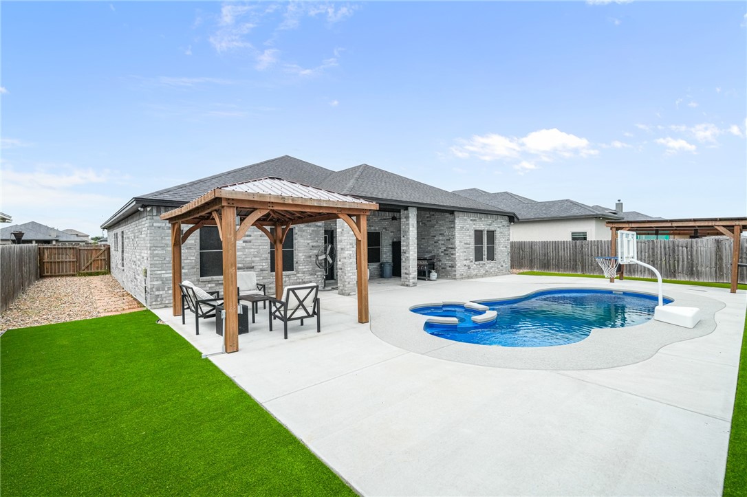9518 Spanish Oak Drive Corpus Christi TX 78410