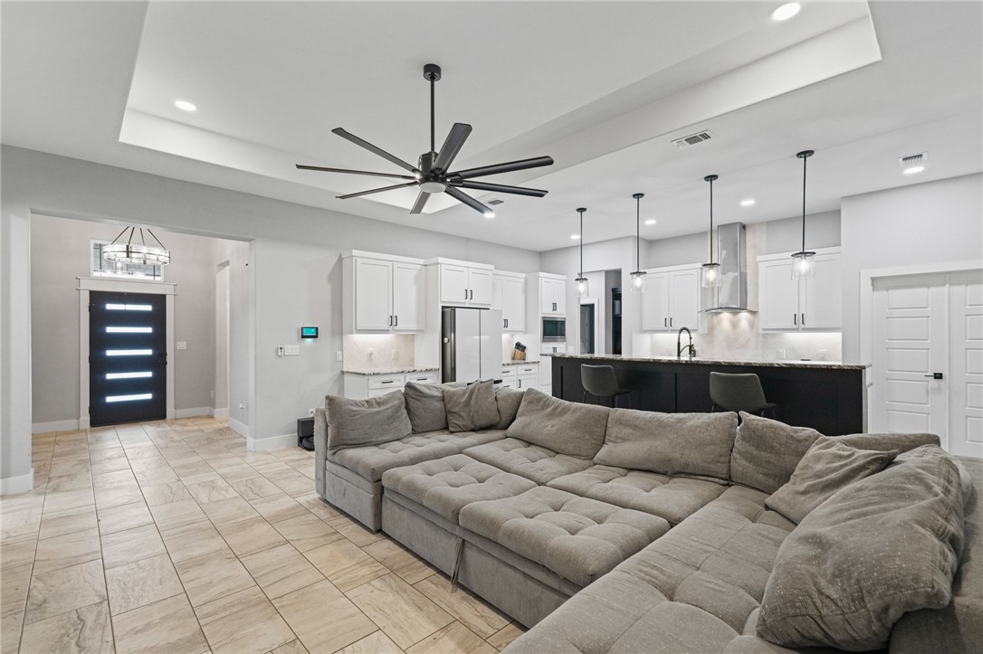 9518 Spanish Oak Drive Corpus Christi TX 78410