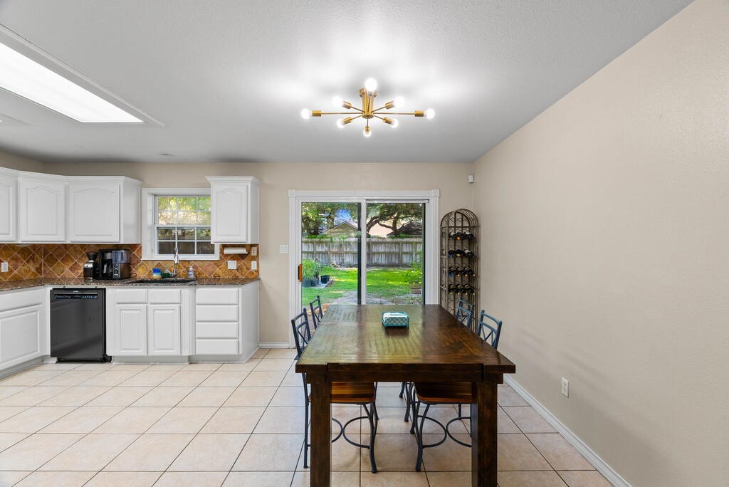 102 North Santa Clara Dr Drive Rockport TX 78382