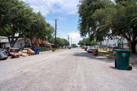 1322 S Alameda Street Corpus Christi TX 78404
