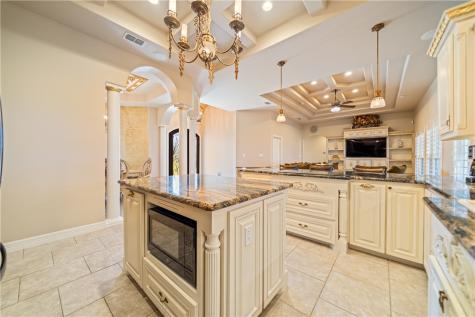 21050 Donegal Road Mathis TX 78368