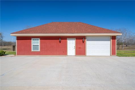 21050 Donegal Road Mathis TX 78368