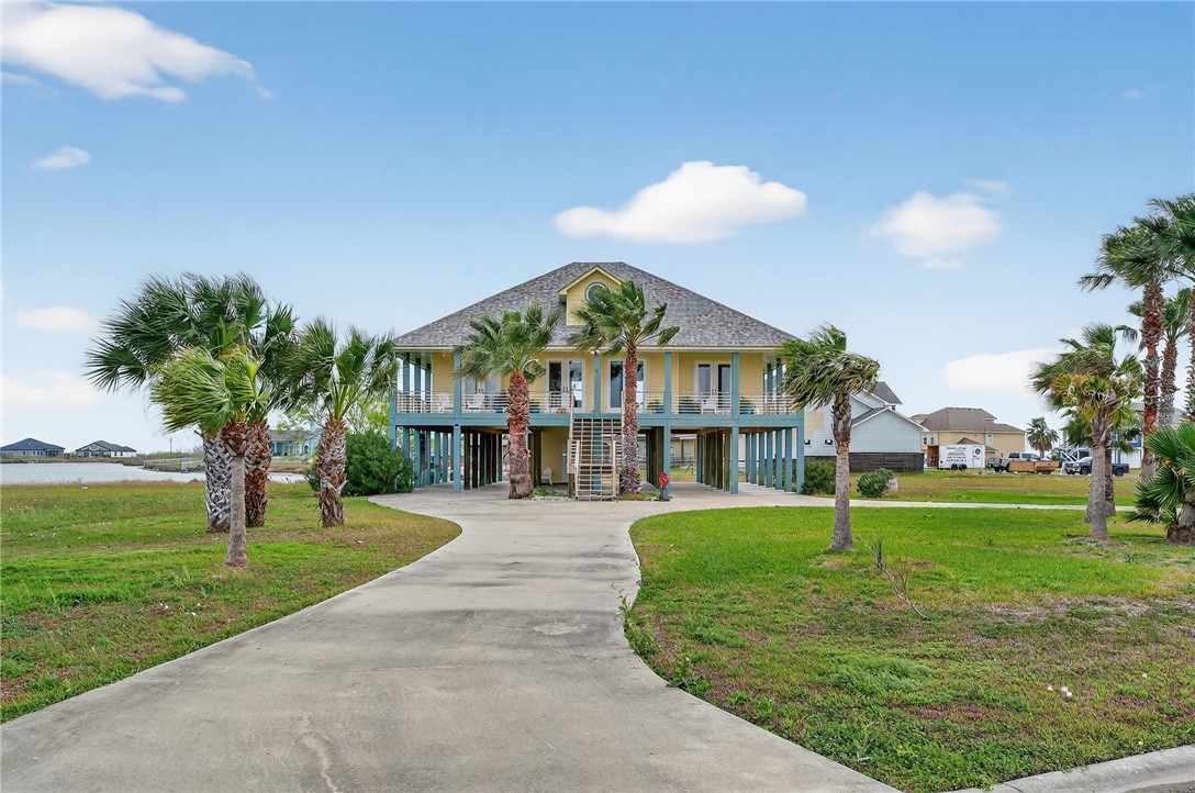 33 Lake Shore Circle Rockport TX 78382