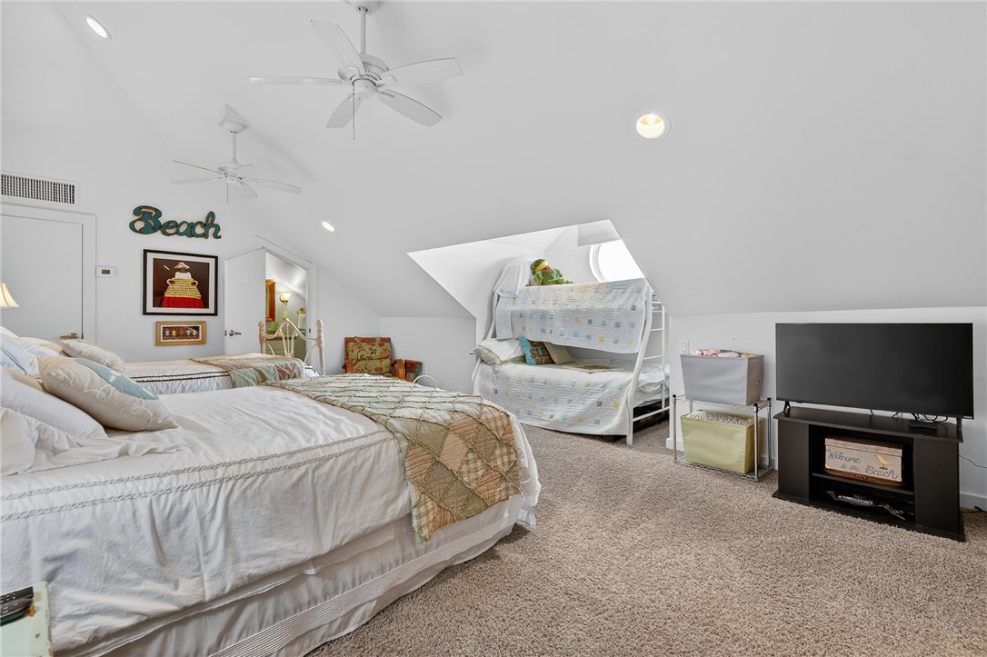 33 Lake Shore Rockport TX 78382