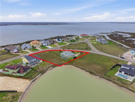 33 Lake Shore Circle Rockport TX 78382